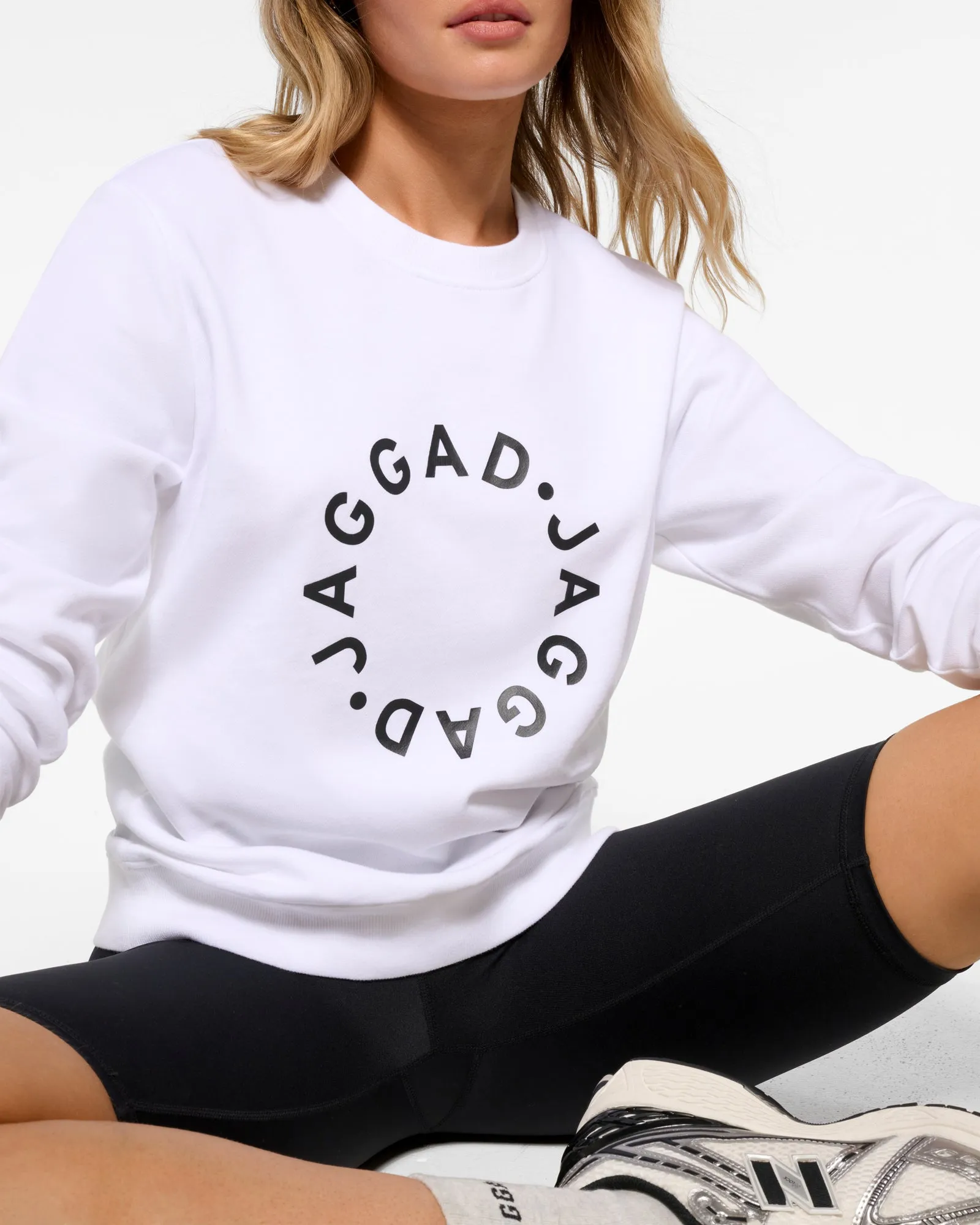 CLASSIC CIRCLE SWEATER WHITE